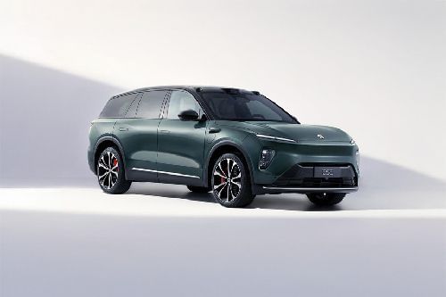 نيو ES8 Front Cross Side View