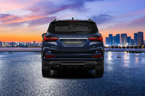 Full Rear View of كي جي إم ريكستون