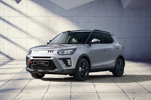 KGM  Tivoli Front angle low view