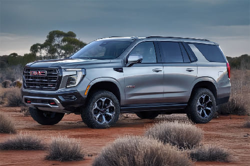 GMC  Yukon  Front angle low view