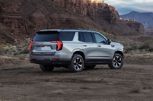 يوكون إكس إل  Rear angle view