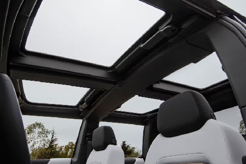 GMC Hummer EV Pickup Sunroof Moonroof