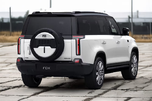 Rear Medium View of روكس أداماس