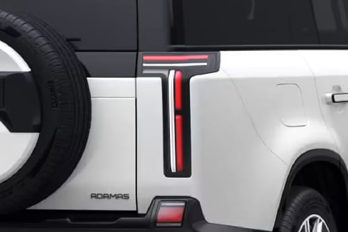 أداماس Tail light