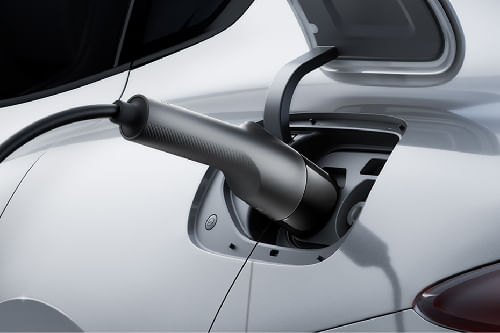 Gas Cap Open of إس يو 7