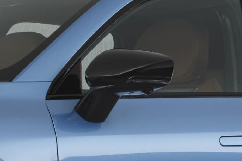 ديبال إس 05 Drivers Side Mirror Front Angle