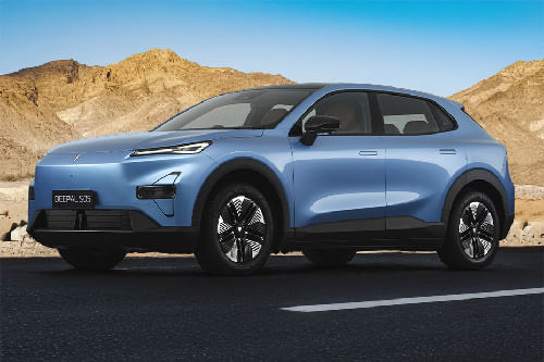 ديبال  إس 05 Front angle low view