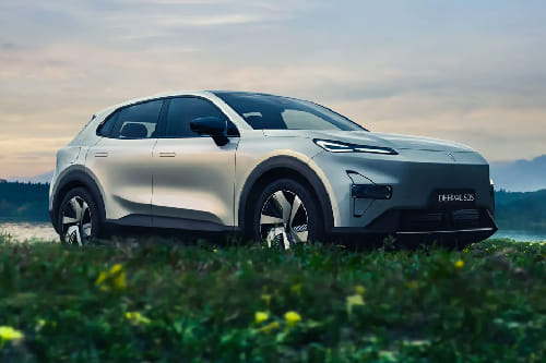 Deepal S05 Front Cross Side View