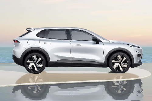 S05 Medium Angle Front View