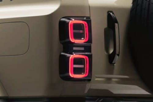 V27 Tail light