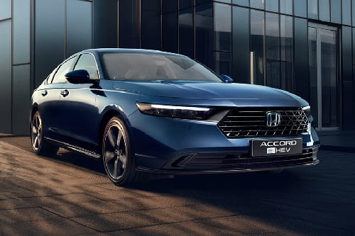 هوندا أكورد إي-إتش إي في Front Medium View