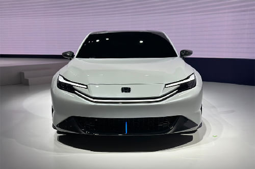 Full Front View of Prelude