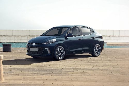 هيونداي جراند آي 10 Front Medium View