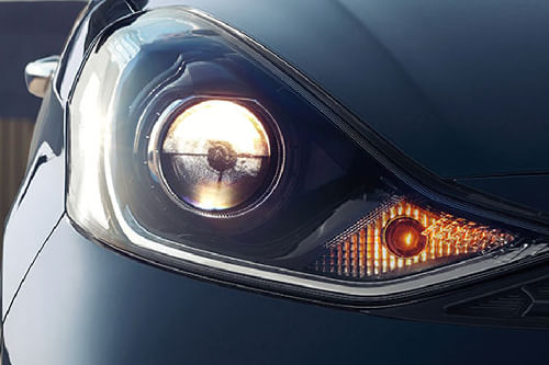 Grand i10 Headlight