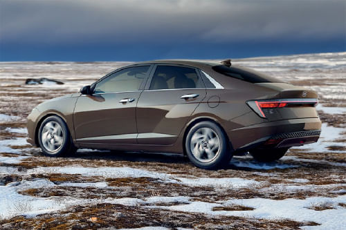 أكسنت Side view