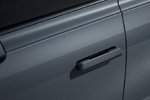 أزيرا Door handle