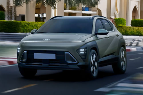 Hyundai  Kona Front angle low view
