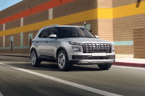 هيونداي  فينيو Front angle low view