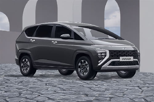 Hyundai Stargazer Front Medium View