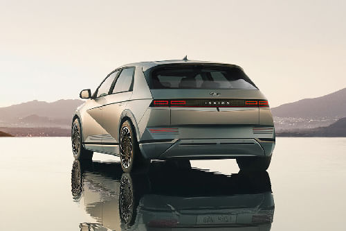 Rear Cross Side View of Hyundai Ioniq 5