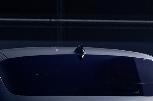 أيونيك 6 2026 Roof Antenna