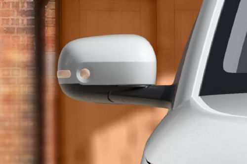 هيونداي إنستر Drivers Side Mirror Front Angle