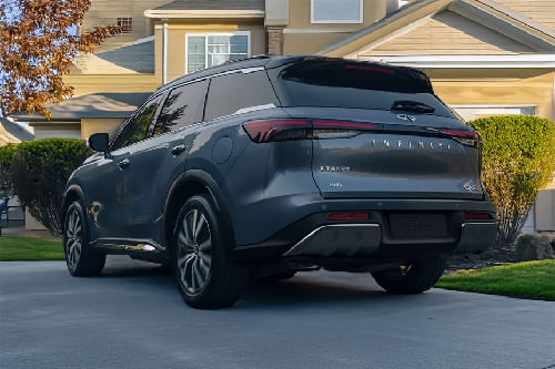 Rear Medium View of Infiniti QX60