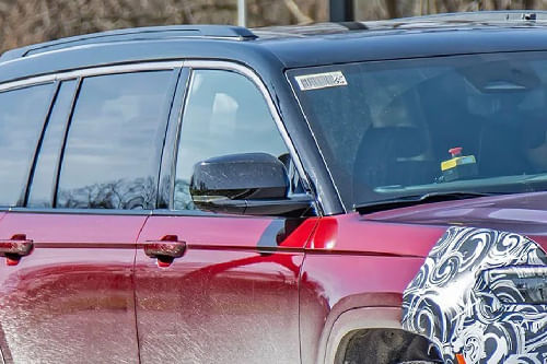 Jeep Grand Cherokee 2026 Drivers Side Mirror Front Angle