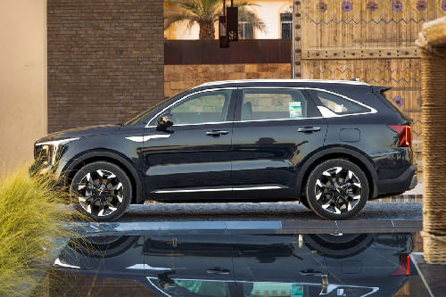 سورينتو Side view