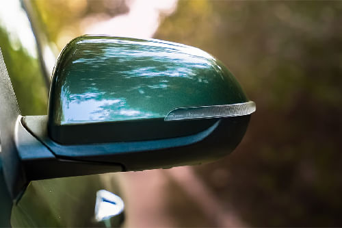 كيا سيلتوس Drivers Side Mirror Front Angle