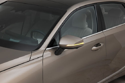 كيا كيه 8  Drivers Side Mirror Front Angle