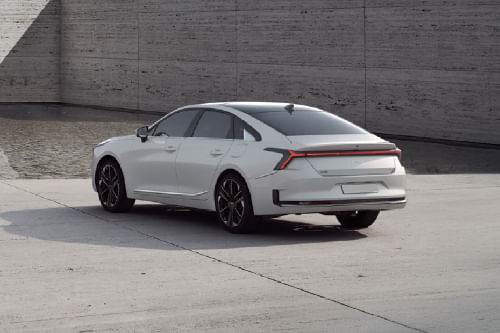 Rear Cross Side View of كيا كيه 8 