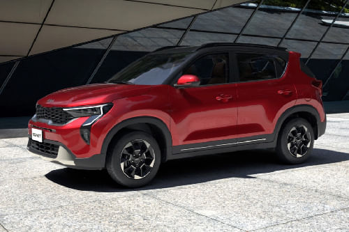 كيا سونيت Front Side View