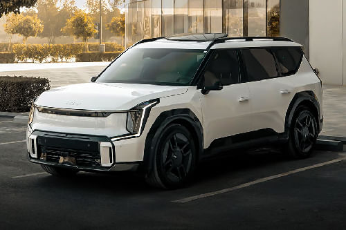 كيا EV9 Front Side View