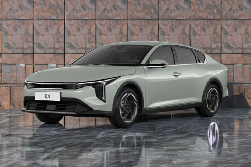 KIA  K4 Front angle low view