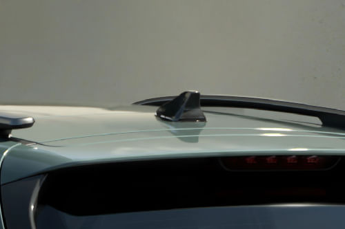 ستونيك Roof Antenna