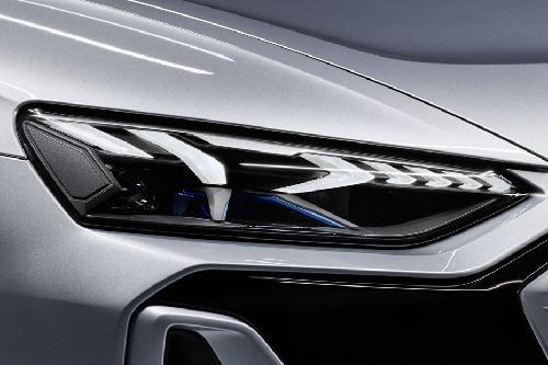 إي-ترون جي تي Headlight