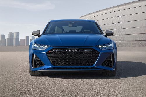 Full Front View of RS7