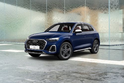 Audi  SQ5 2025 Front angle low view