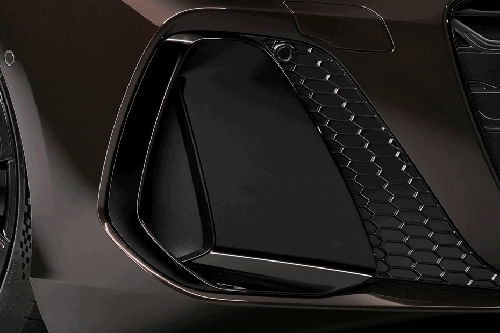 إيه 6 أفانت Front Fog Lamp