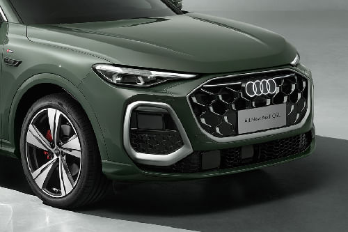 Q5 L Grille View