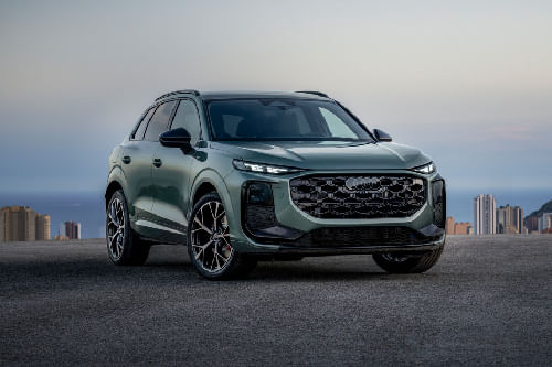 أودي كيو 3 2026 Front Medium View