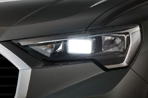 Q3 Headlight
