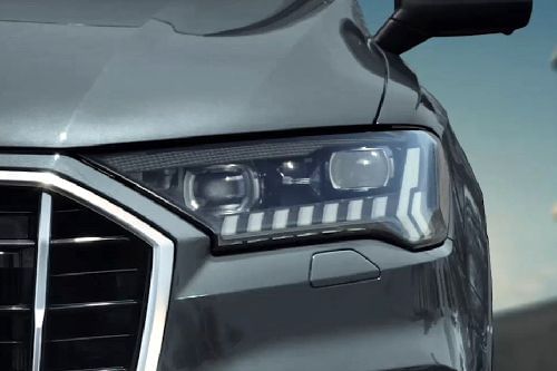 Q7 Headlight