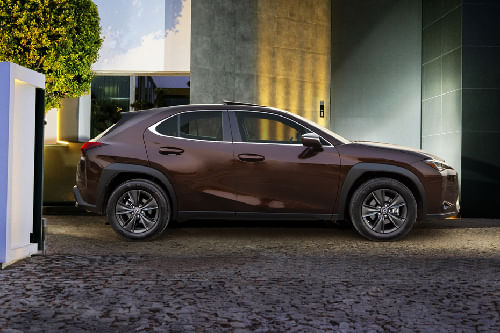 Lexus UX300H Drivers Sideview