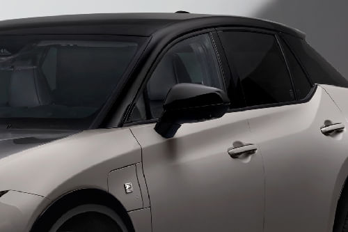 لكزس آر زد Drivers Side Mirror Front Angle