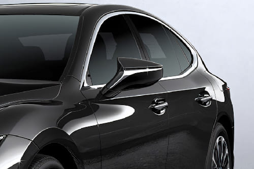 Lexus LS Drivers Side Mirror Front Angle