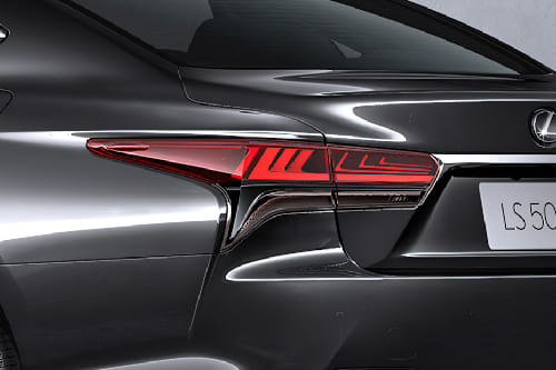 LS Tail light