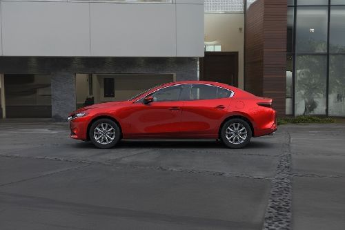 3 سيدان Side view