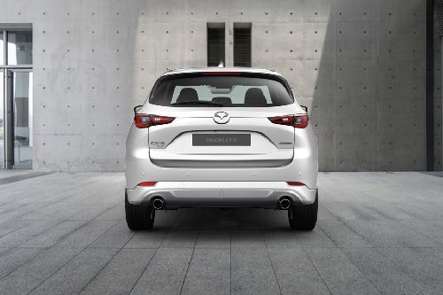 Full Rear View of مازدا سي اكس-5